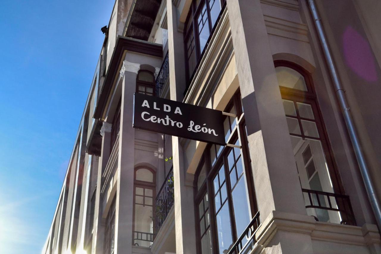 Alda Centro Leon Hostel Exterior photo